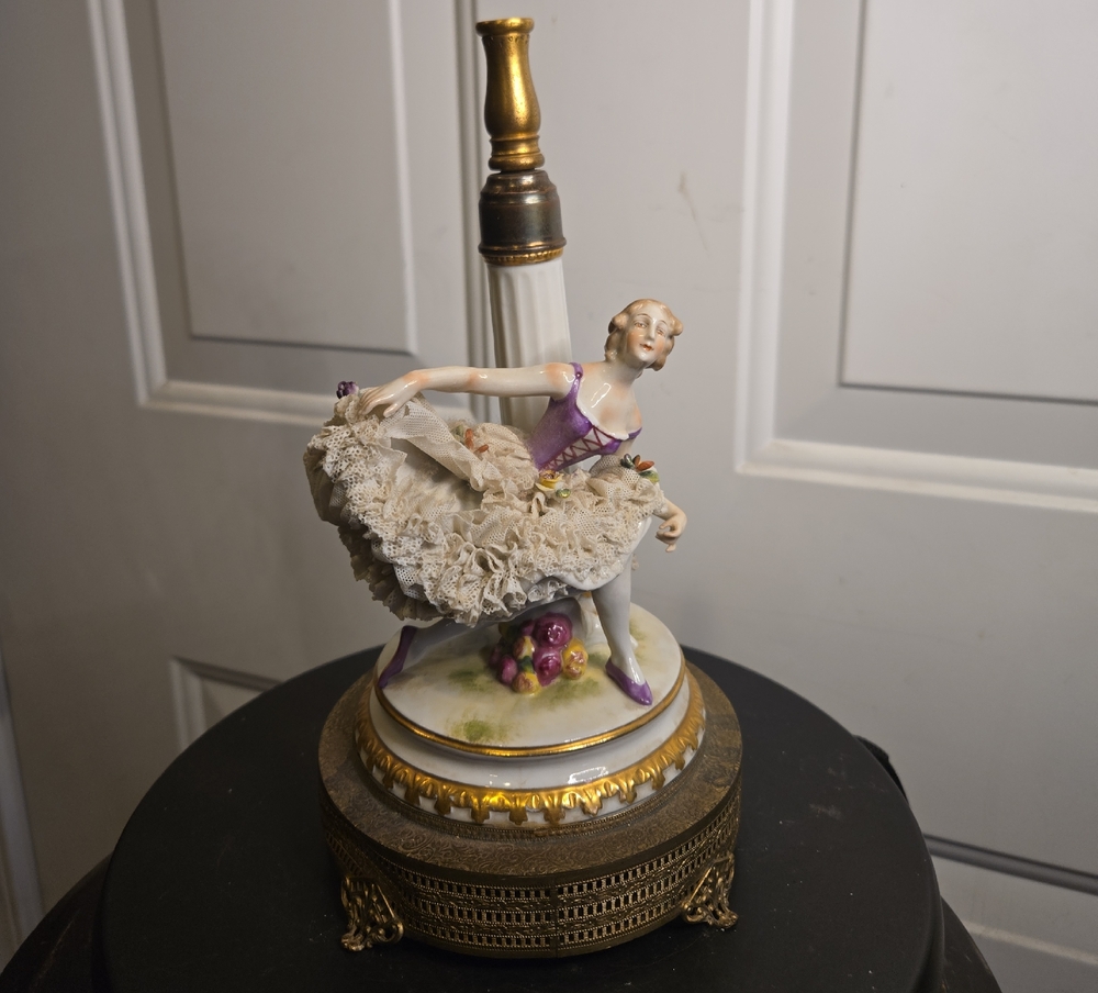 Antique German Dresden Style Porcelain Lace Ballerina Boudoir Lamp